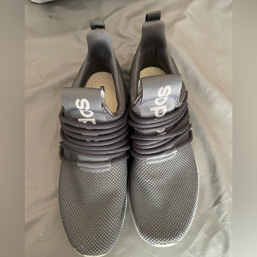 ADIDAS Run SHOES